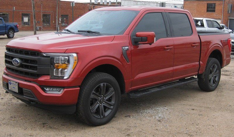 Used 2023 Ford F150 Lariat AWD/4WD image 1