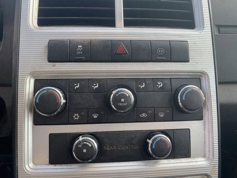 Used 2010 Dodge Journey SXT w/ Flexible Seating Group image 13