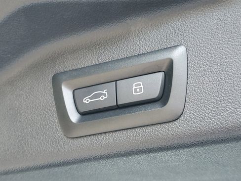 Certified 2024 BMW X5 xDrive40i w/ M Sport Package image 27