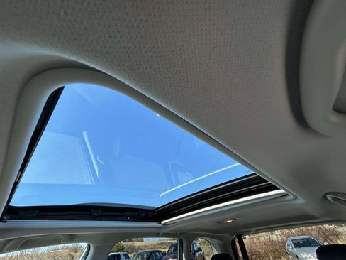 Used 2017 Subaru Forester 2.5i Touring image 11