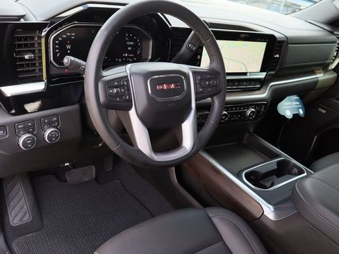 Certified 2026 GMC Sierra 2500 SLT w/ SLT Premium Package AWD/4WD image 12
