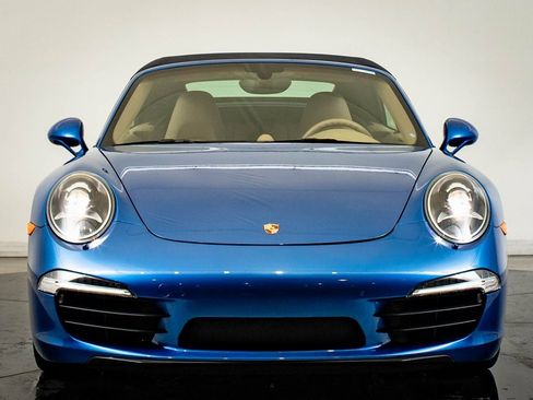 Used 2015 Porsche 911 Carrera S image 12