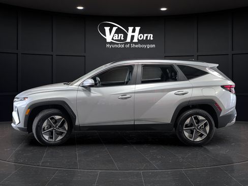 Used 2025 Hyundai Tucson SEL AWD/4WD image 4