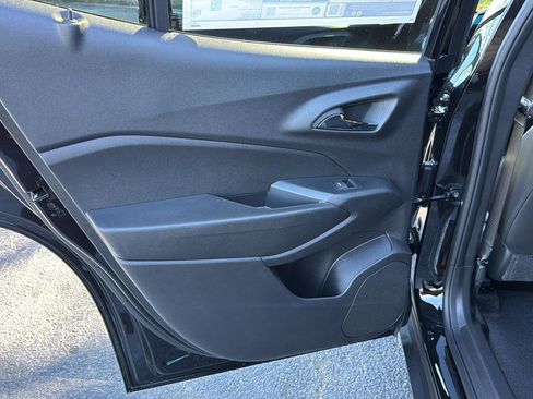 New 2026 Chevrolet Trax RS w/ Driver Confidence Package image 16