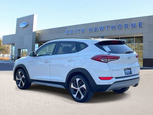 Used 2018 Hyundai Tucson Value FWD image 4