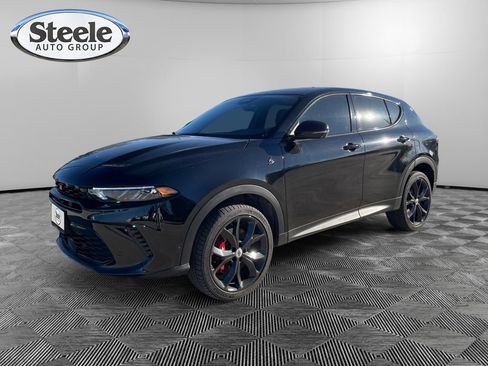 Used 2024 Dodge Hornet GT image 1