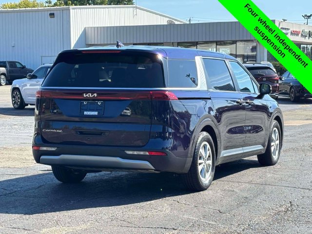 Used 2022 Kia Carnival LX FWD image 32
