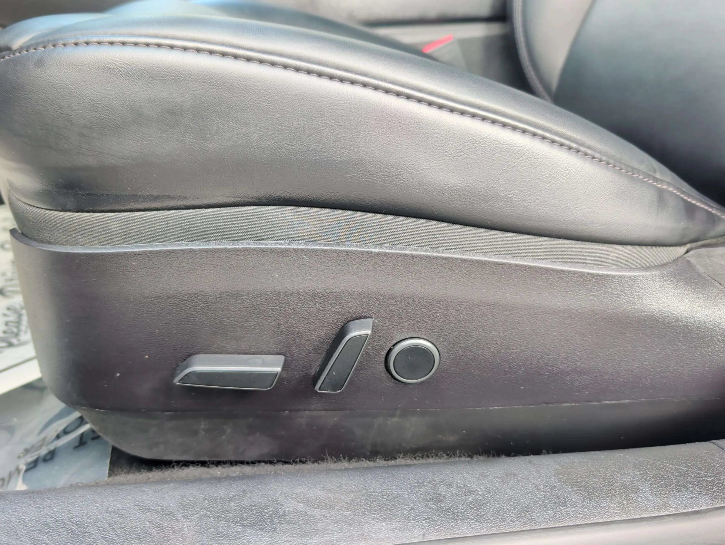 Used 2022 Tesla Model 3 Standard Range RWD image 14
