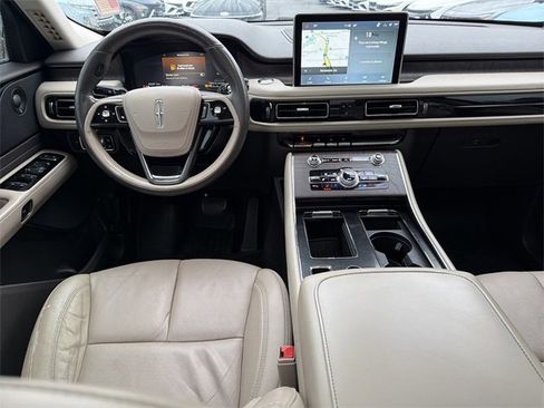 Used 2021 Lincoln Aviator Reserve w/ Equipment Group 201A image 23