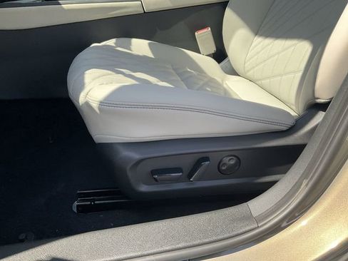 New 2026 Nissan Sentra SL w/ Floor Mat Package FWD image 28