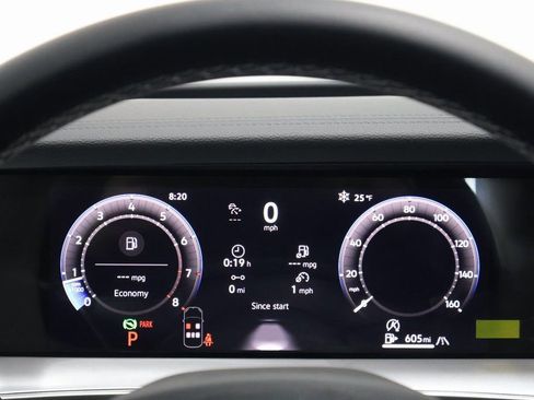 New 2026 Volkswagen Tiguan SE image 18