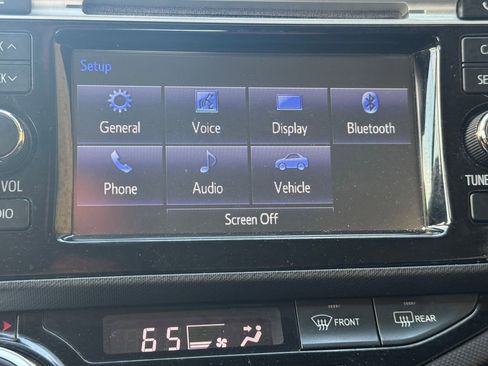 Used 2015 Toyota Prius C Two image 23