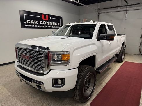Used 2016 GMC Sierra 3500 Denali w/ Duramax Plus Package AWD/4WD image 3