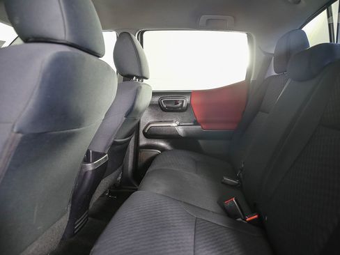 Used 2022 Toyota Tacoma SR5 image 18