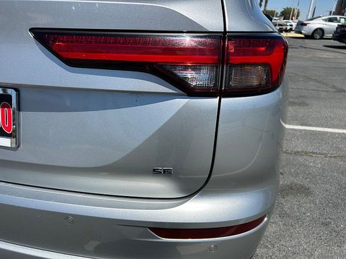 Used 2024 Mitsubishi Outlander AWD image 15