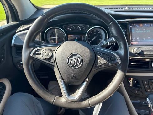 Used 2019 Buick Envision Essence FWD image 27