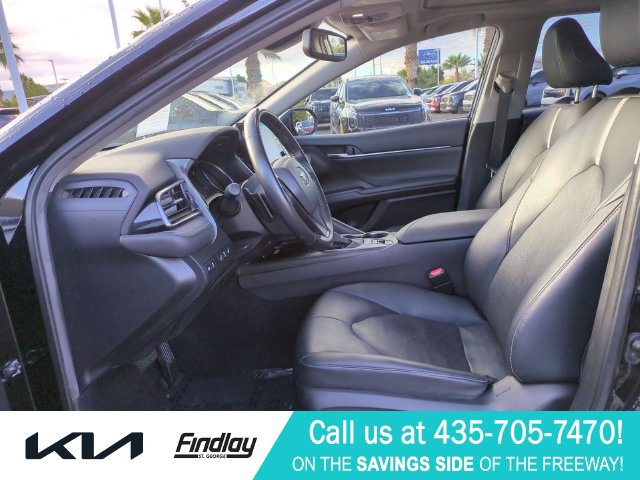 Used 2022 Toyota Camry XSE w/ Navigation Upgrade Package FWD image 16