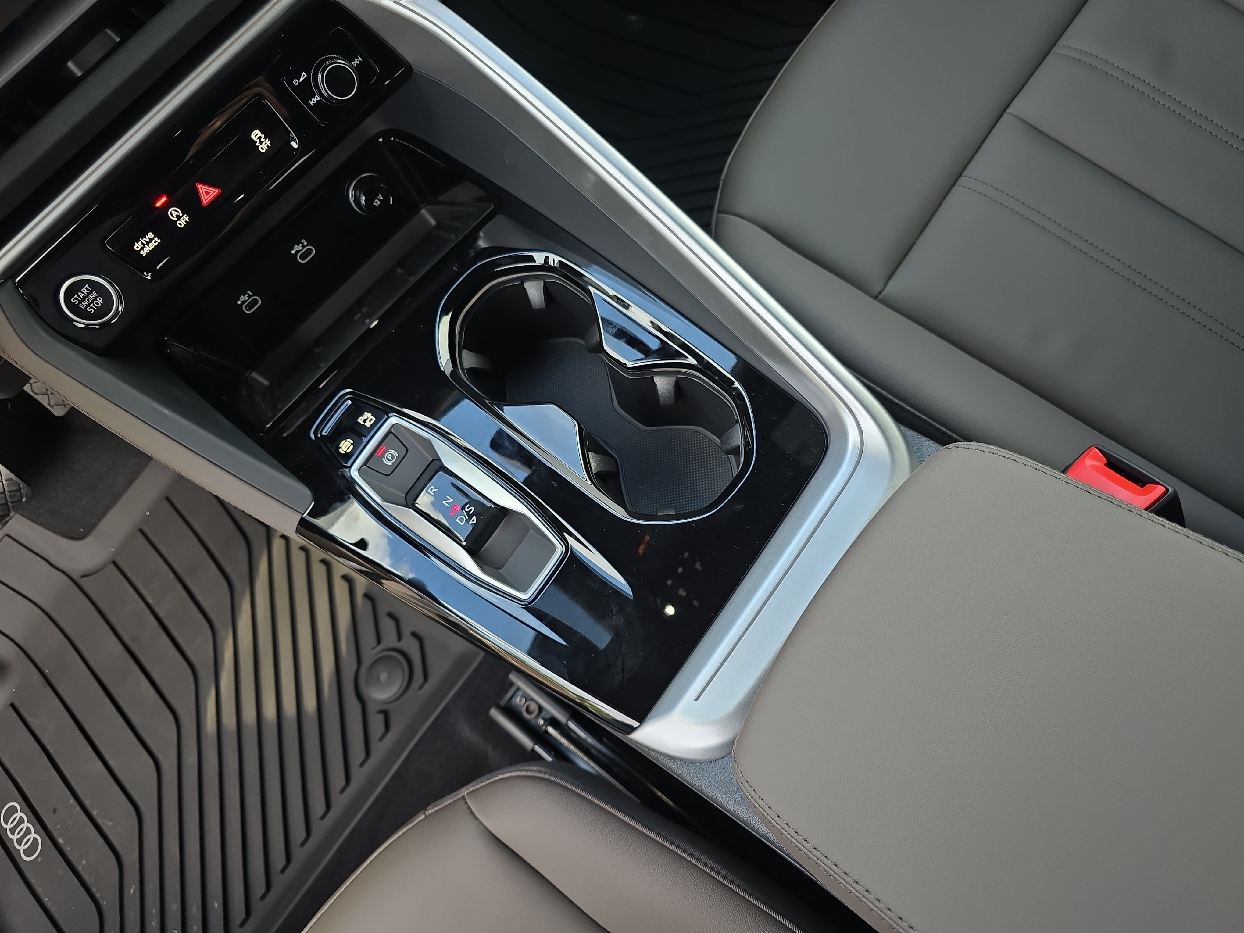 New 2026 Audi Q5 Premium Plus AWD/4WD image 25