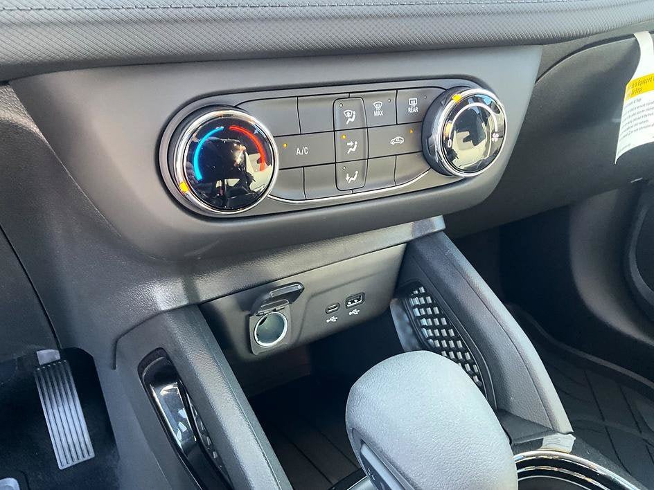 New 2026 Chevrolet TrailBlazer LS w/ LS Convenience Package FWD image 25