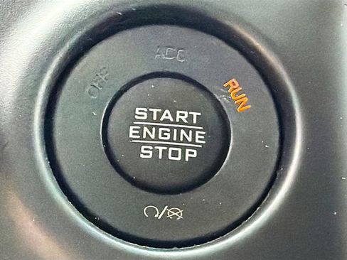 Used 2021 Jeep Gladiator Overland AWD/4WD image 33