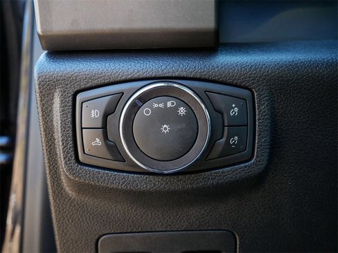 Used 2019 Ford F150 XLT w/ Equipment Group 302A Luxury image 16