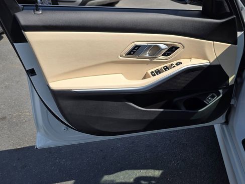 Used 2021 BMW 330i Sedan w/ Driving Assistance Package image 30