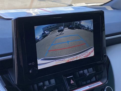 Certified 2025 Toyota Corolla SE image 28