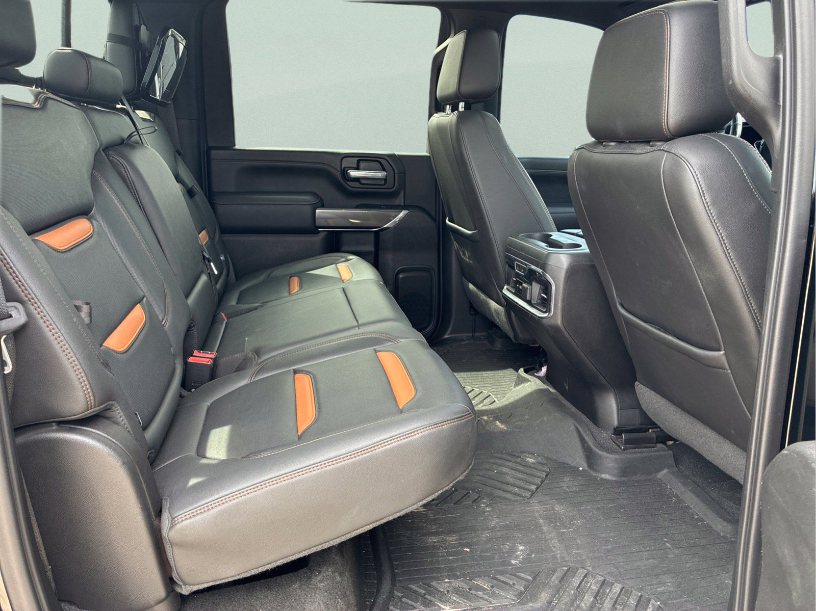 Used 2020 GMC Sierra 2500 AT4 w/ AT4 Premium Package AWD/4WD image 11