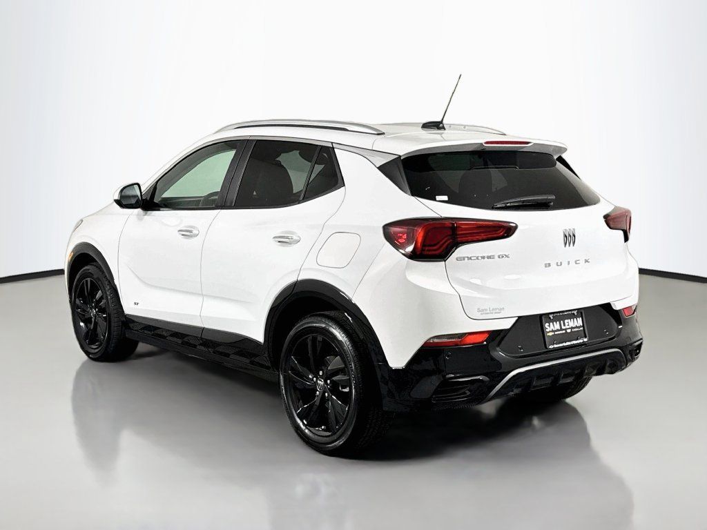 Used 2026 Buick Encore GX Sport Touring w/ Advanced Technology Package FWD image 5