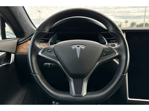 Used 2018 Tesla Model S 75D image 32