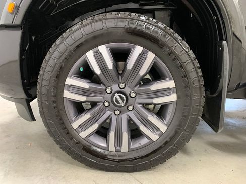 Used 2023 Nissan Titan Platinum Reserve w/ Moonroof Package AWD/4WD image 2