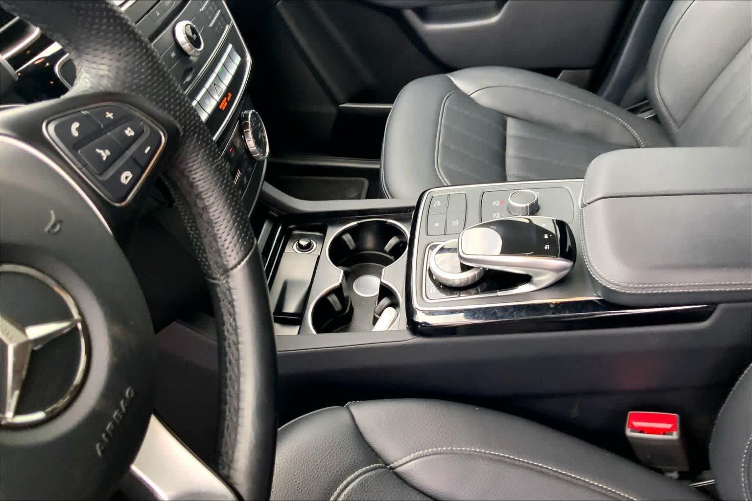 Used 2019 Mercedes-Benz GLE 400 4MATIC image 17