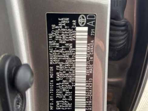 Used 2017 Toyota Corolla LE w/ Carpet Mat Package (TMS) image 30