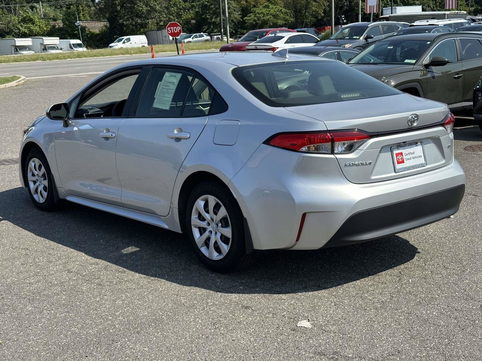 Used 2024 Toyota Corolla LE FWD image 7