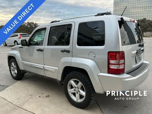 Used 2012 Jeep Liberty Limited image 4