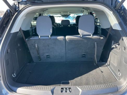 Used 2025 Ford Explorer Active image 33