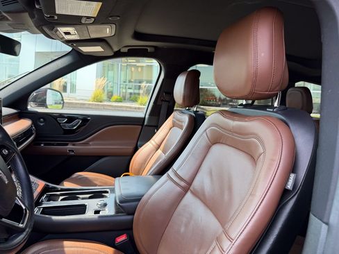 Used 2020 Lincoln Aviator Reserve w/ Equipment Group 201A AWD/4WD image 10