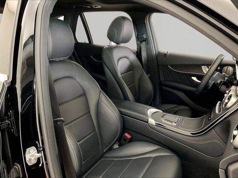 Certified 2021 Mercedes-Benz GLC 300 4MATIC image 29