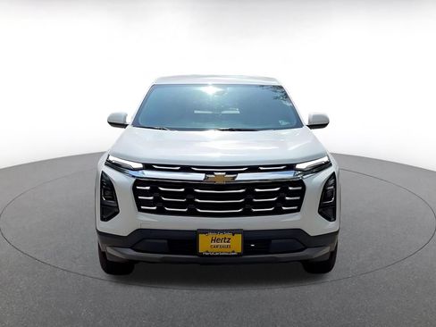Used 2025 Chevrolet Equinox LT FWD image 4