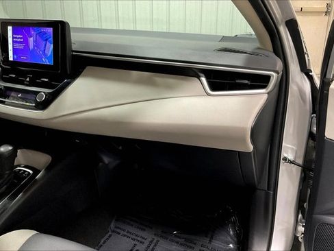 Certified 2024 Toyota Corolla LE image 17