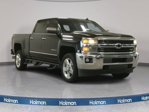 Used 2016 Chevrolet Silverado 2500 LTZ w/ Duramax Plus Package image 4