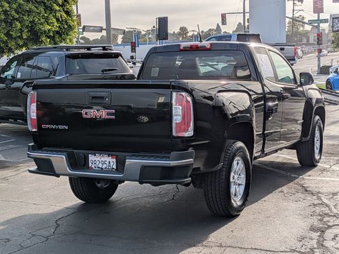 Used 2016 GMC Canyon SL RWD image 4