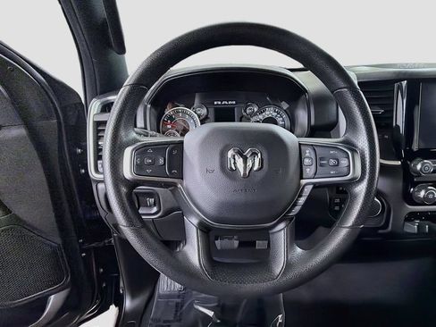 Used 2025 RAM 1500 Big Horn AWD/4WD image 13