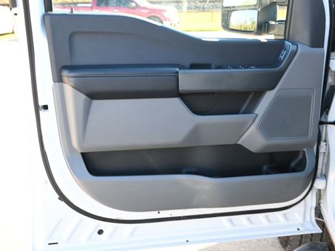 Used 2024 Ford F250 XLT image 8