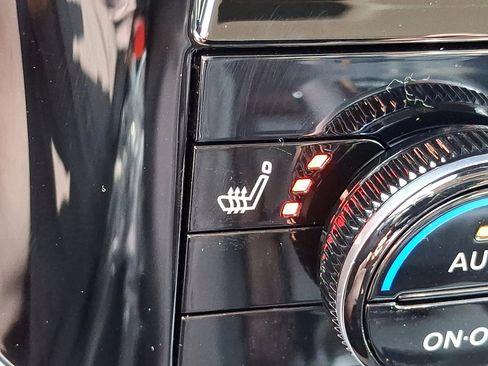 New 2025 Nissan Rogue SL image 11