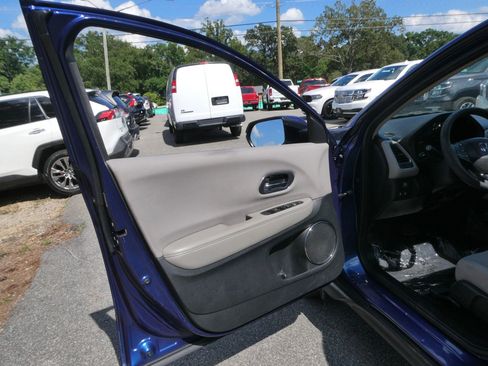 Used 2016 Honda HR-V EX image 13