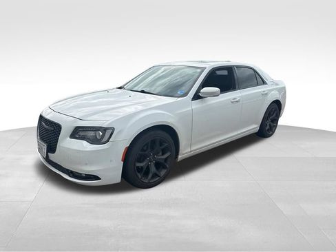 Used 2022 Chrysler 300 S RWD image 38