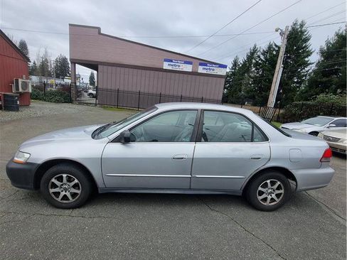 Used 2001 Honda Accord VP image 2