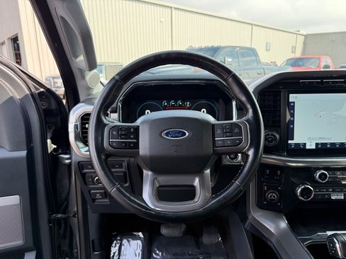 Used 2021 Ford F150 Lariat w/ Trailer Tow Package image 15