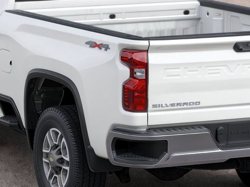 New 2026 Chevrolet Silverado 2500 LT w/ Trail Boss Package AWD/4WD image 7